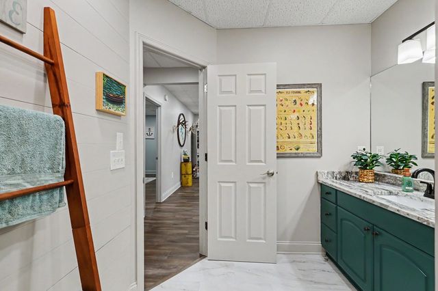 209B N Berrong Street, Hiawassee, GA 30546