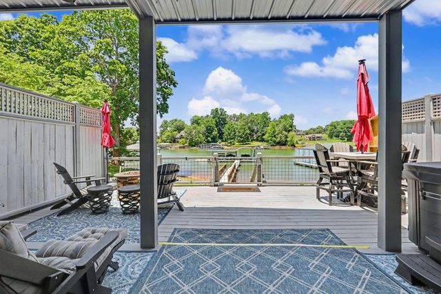 209B N Berrong Street, Hiawassee, GA 30546