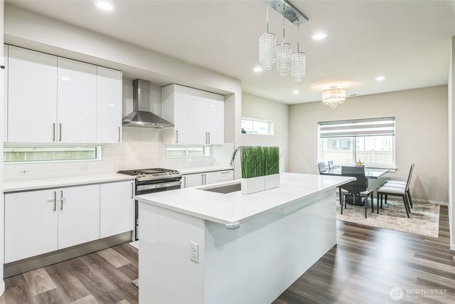 22920 SE Sycamore, Black Diamond, WA 98010