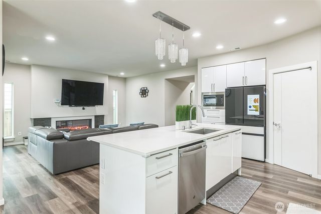 22920 SE Sycamore, Black Diamond, WA 98010