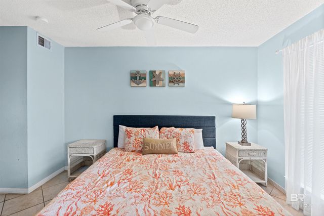 920 W Lagoon Avenue, Gulf Shores, AL 36542
