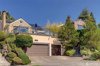 3006 43rd Avenue W, Seattle, WA 98199