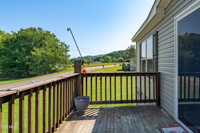 2639 Crackers Neck Road, Mountain City, TN 37683