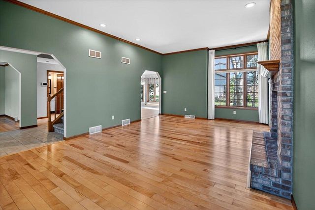 523 Acadia Way, Verona, WI 53593