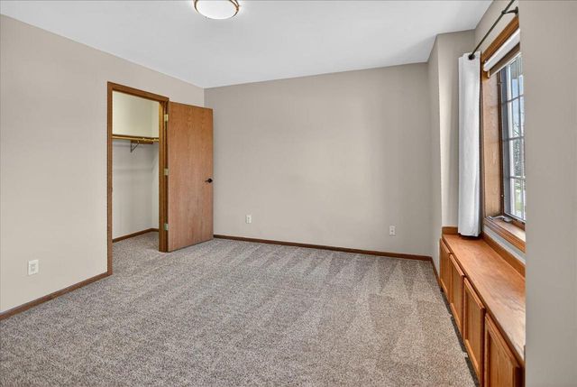 523 Acadia Way, Verona, WI 53593