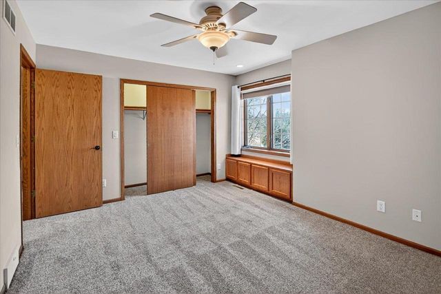 523 Acadia Way, Verona, WI 53593