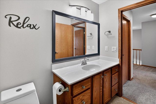 523 Acadia Way, Verona, WI 53593