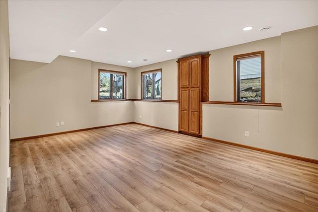 523 Acadia Way, Verona, WI 53593