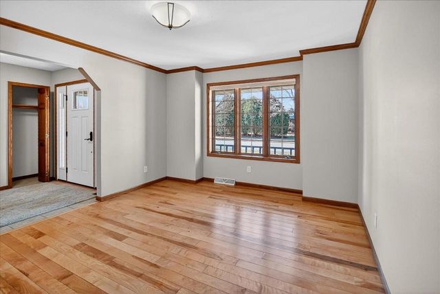 523 Acadia Way, Verona, WI 53593