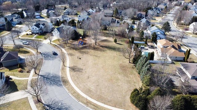 523 Acadia Way, Verona, WI 53593