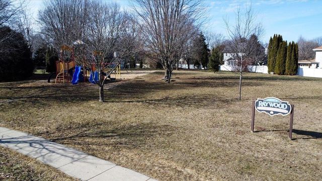 523 Acadia Way, Verona, WI 53593