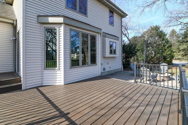 523 Acadia Way, Verona, WI 53593