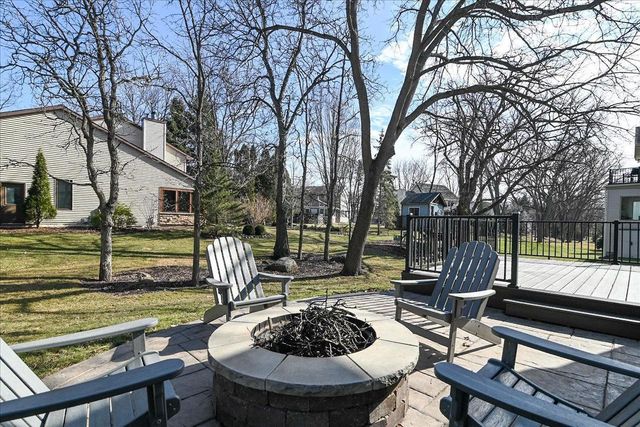 523 Acadia Way, Verona, WI 53593