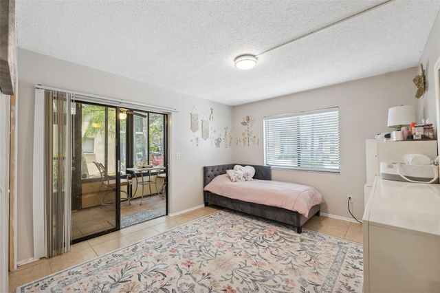 11809 RAINTREE LAKE LANE A, Tampa, FL 33617