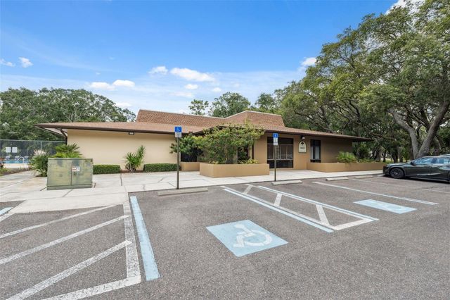 11809 RAINTREE LAKE LANE A, Tampa, FL 33617