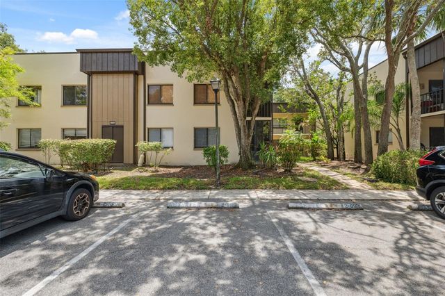 11809 RAINTREE LAKE LANE A, Tampa, FL 33617