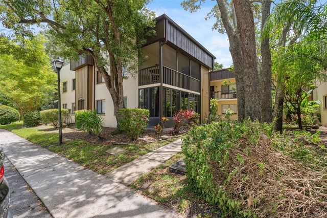 11809 RAINTREE LAKE LANE A, Tampa, FL 33617