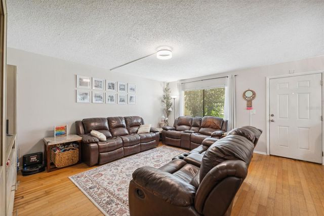 11809 RAINTREE LAKE LANE A, Tampa, FL 33617