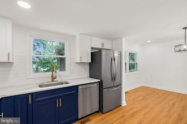200 GLADE BLVD, Walkersville, MD 21793