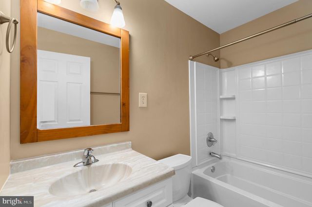 200 GLADE BLVD, Walkersville, MD 21793