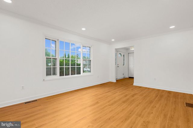 200 GLADE BLVD, Walkersville, MD 21793