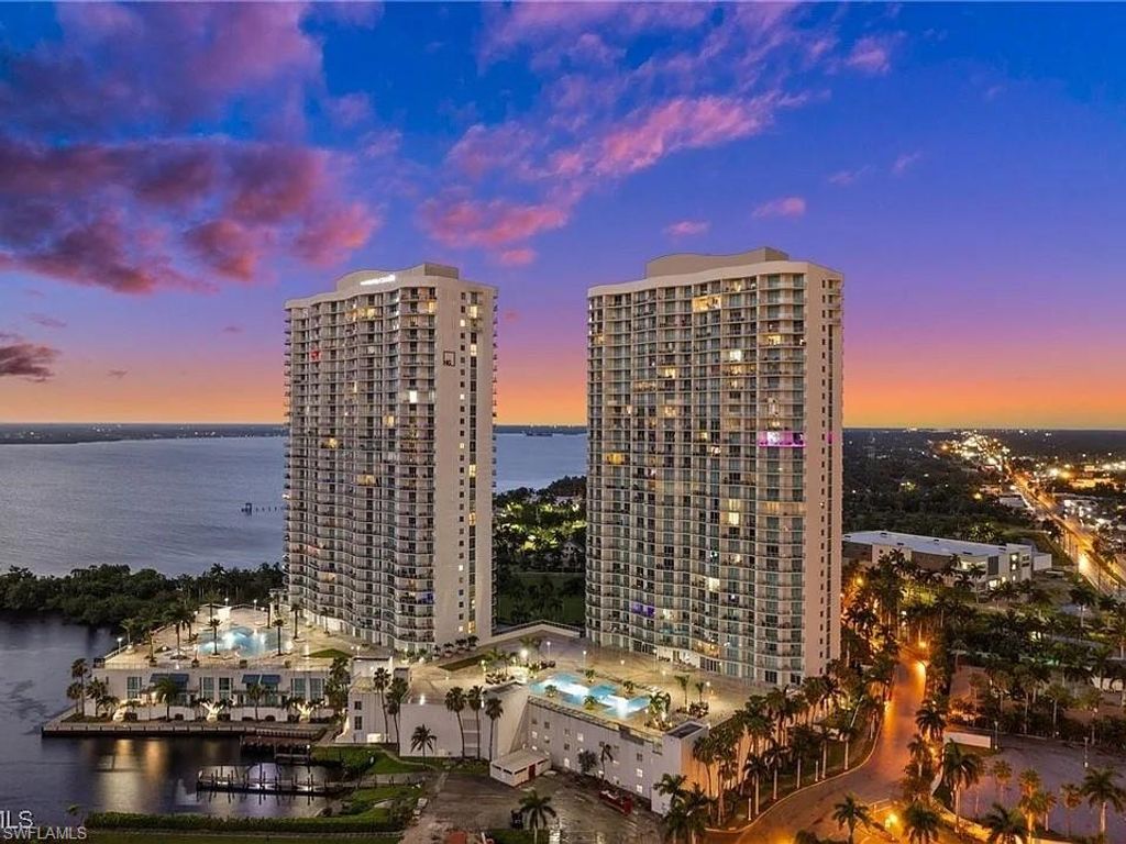 3000 Oasis Grand BLVD 2402, Fort Myers, FL 33916