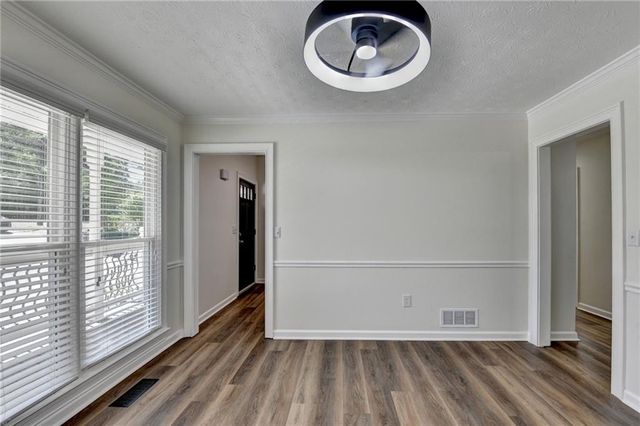 1530 Plunketts Road, Buford, GA 30519