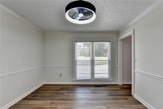 1530 Plunketts Road, Buford, GA 30519