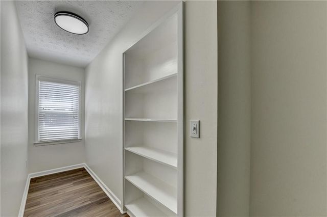 1530 Plunketts Road, Buford, GA 30519