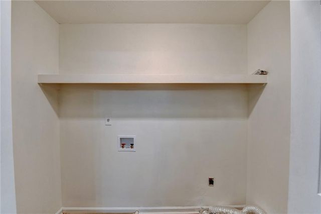 1530 Plunketts Road, Buford, GA 30519