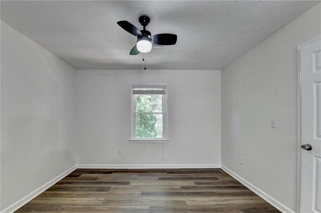 1530 Plunketts Road, Buford, GA 30519
