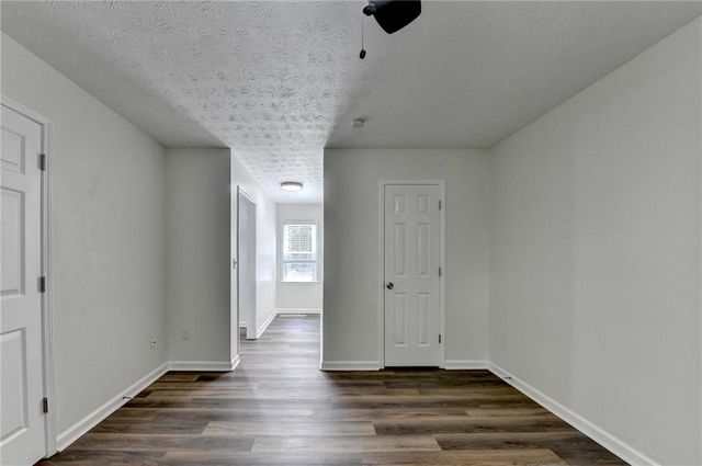 1530 Plunketts Road, Buford, GA 30519