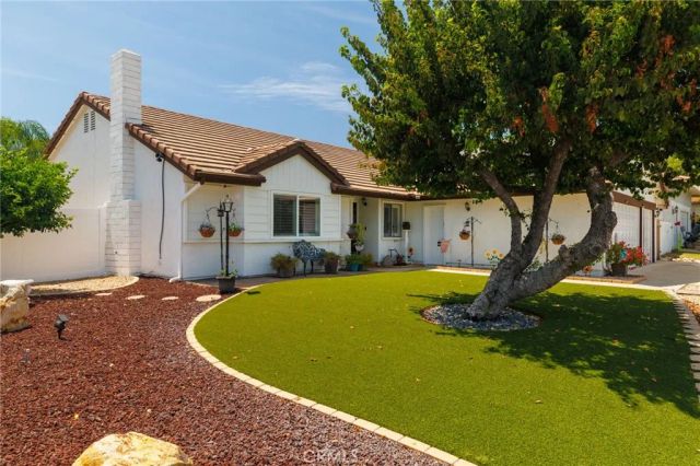 30763 Pyramid Point, Canyon Lake, CA 92587