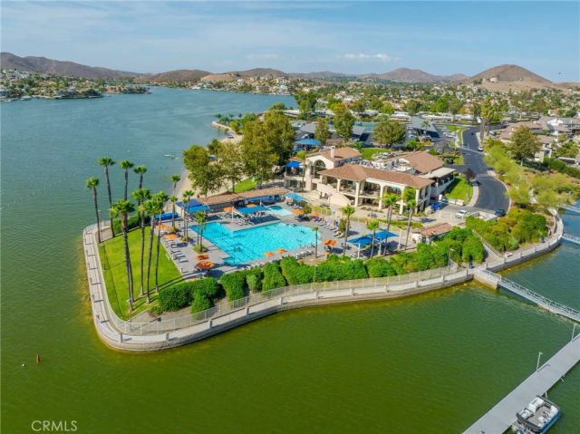 30763 Pyramid Point, Canyon Lake, CA 92587