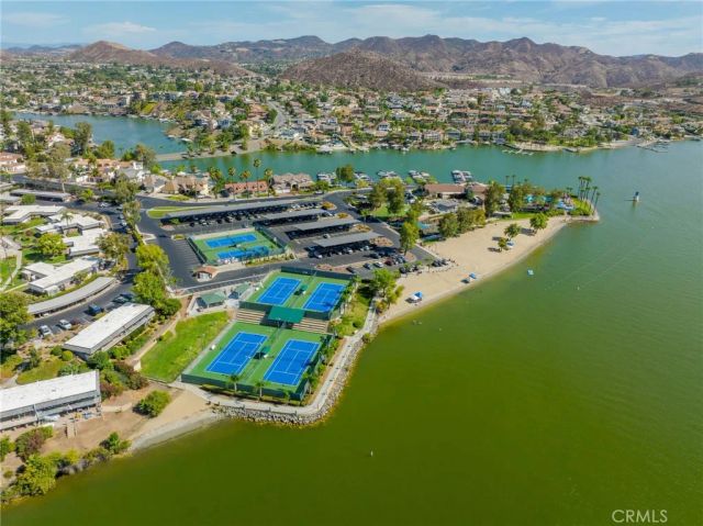 30763 Pyramid Point, Canyon Lake, CA 92587