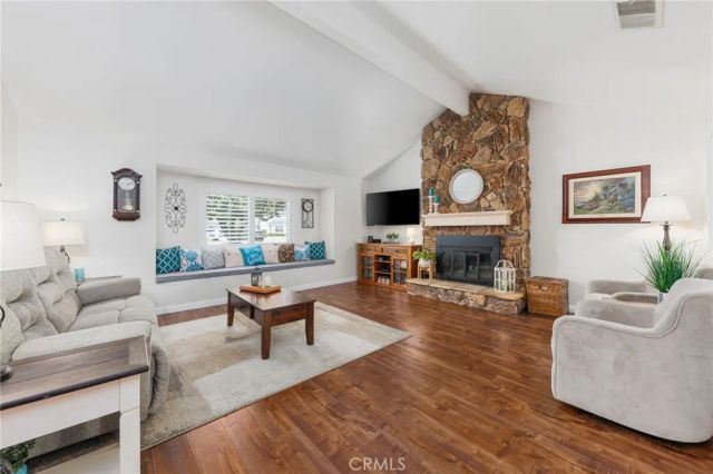 30763 Pyramid Point, Canyon Lake, CA 92587