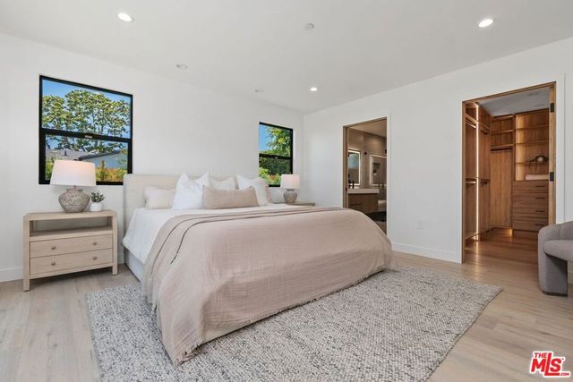 5807 Balcom Avenue, Encino, CA 91316