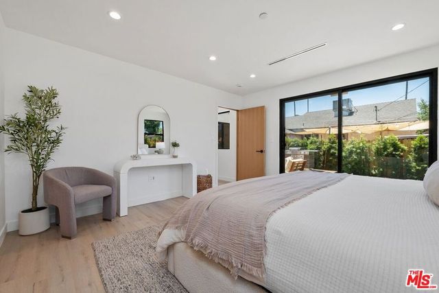 5807 Balcom Avenue, Encino, CA 91316
