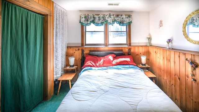 97 Frost Hill Road, Mount Holly, VT 05758