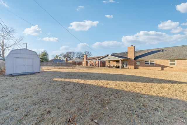 420 E F Street, Jenks, OK 74037