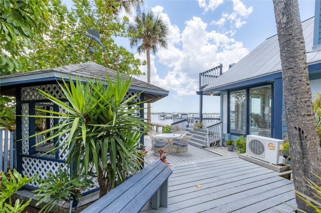 1817 4TH STREET W, Palmetto, FL 34221