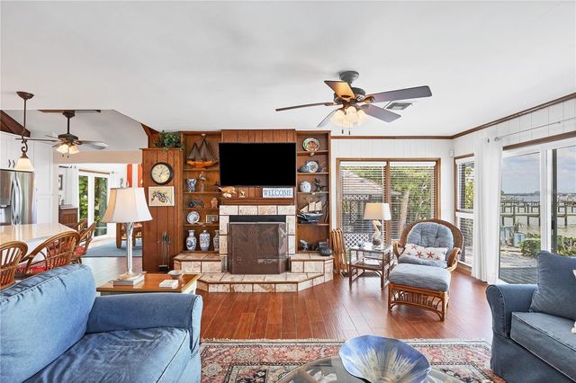 1817 4TH STREET W, Palmetto, FL 34221