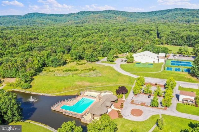 169 ARROWHEAD RDG, Hedgesville, WV 25427