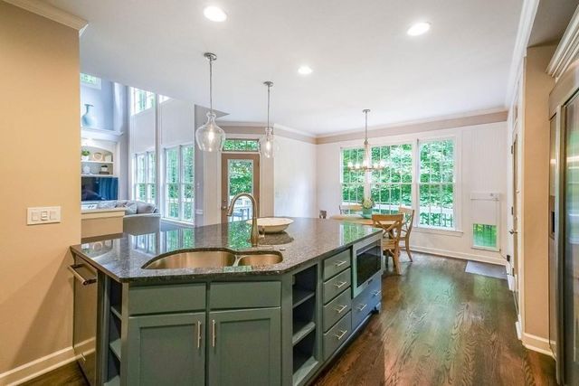 120 Heritage Court, Roswell, GA 30075