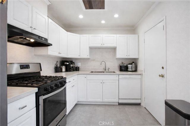 618 E 225th, Carson, CA 90745