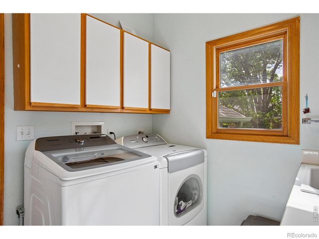 2284 Indian Peaks Circle, Longmont, CO 80504