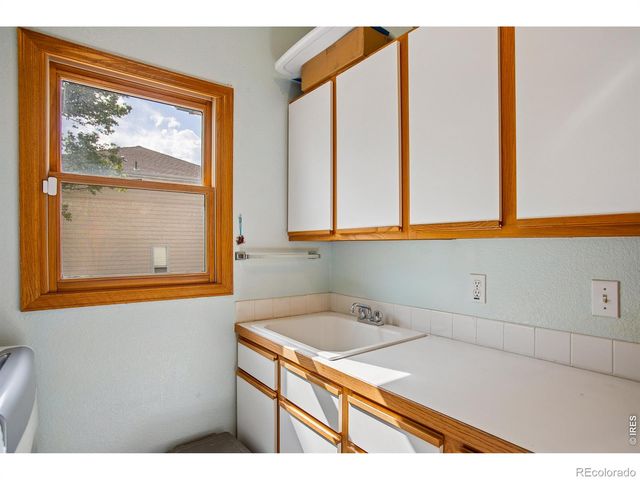 2284 Indian Peaks Circle, Longmont, CO 80504