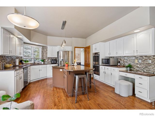 2284 Indian Peaks Circle, Longmont, CO 80504