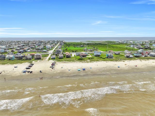 21423 Gulf Drive, Galveston, TX 77554