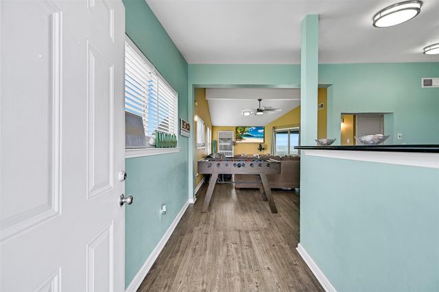 21423 Gulf Drive, Galveston, TX 77554